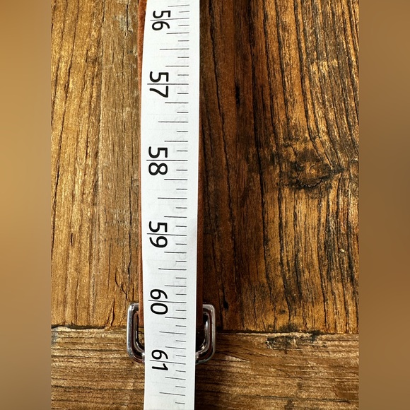 Premium Tan Dog leashes with Soft White Lining - Picture 5 of 5